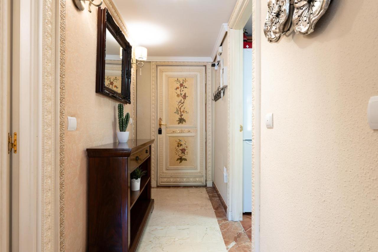 Appartamento Coastal Paradise 3bed , Pool , Sea Views! *